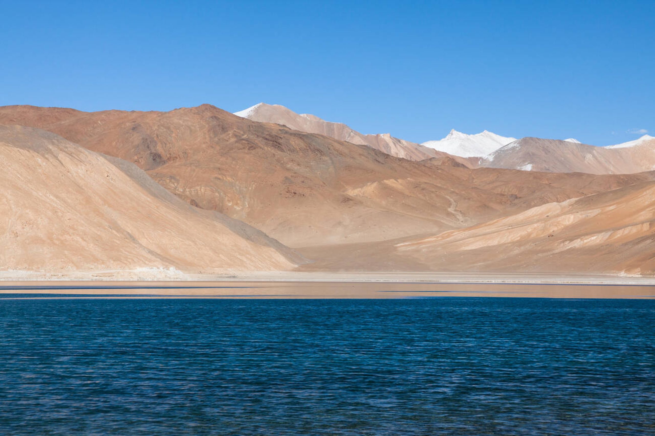 Explore Ladakh: Mountains, Monasteries & Mystical Landscapes