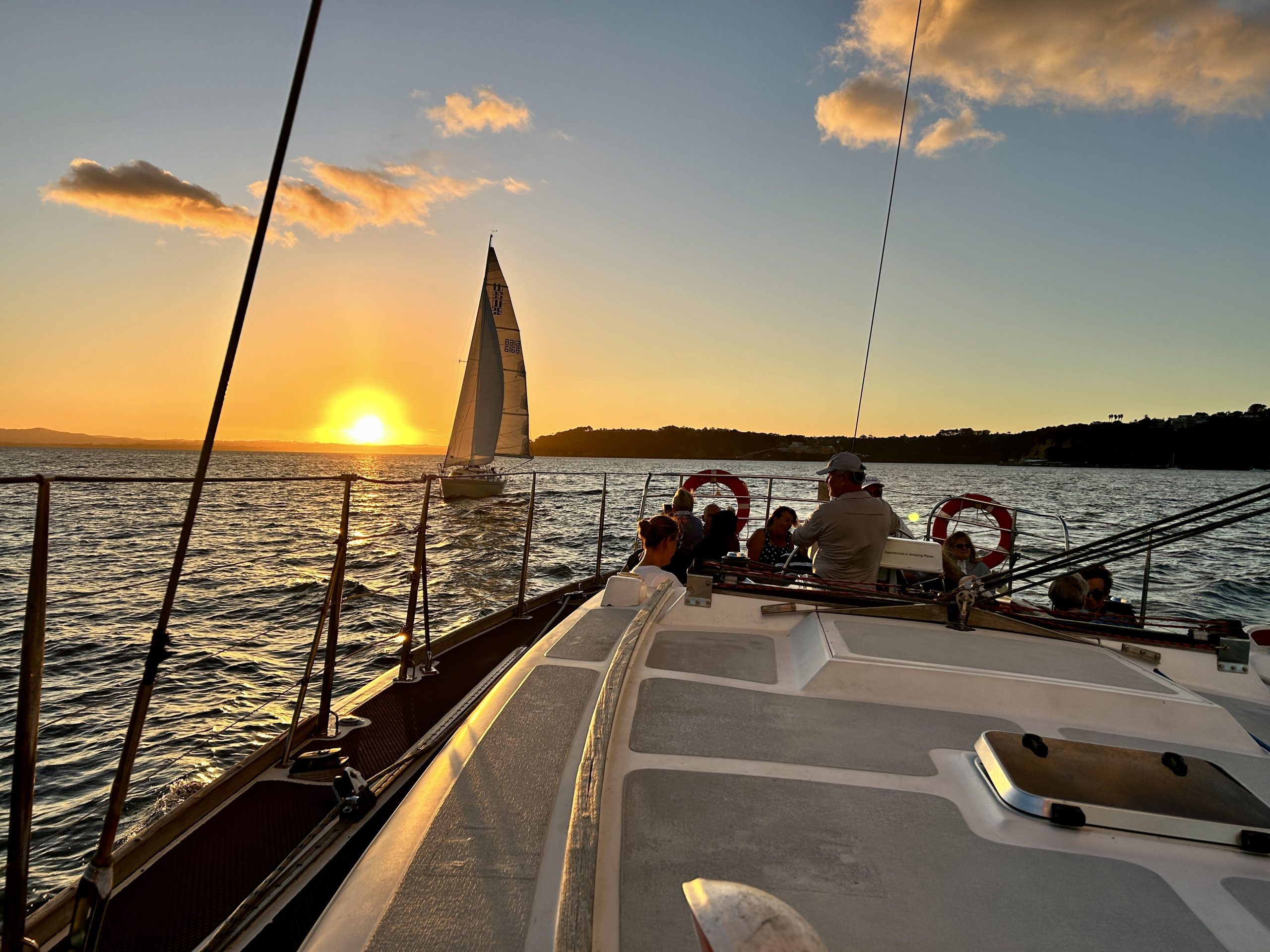 3-sunset-views-on-the-harbour_54395872595_o