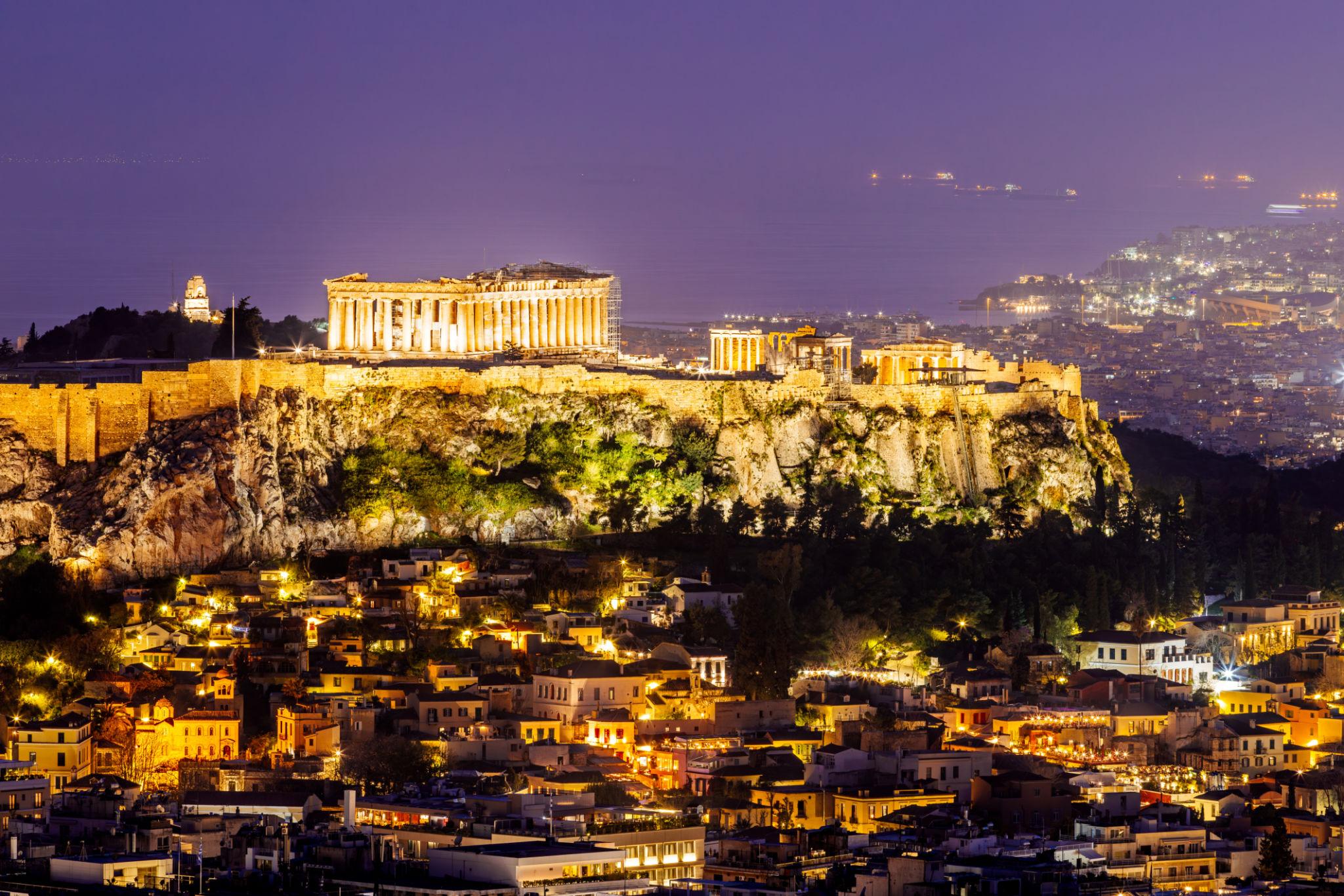 acropolis-by-night