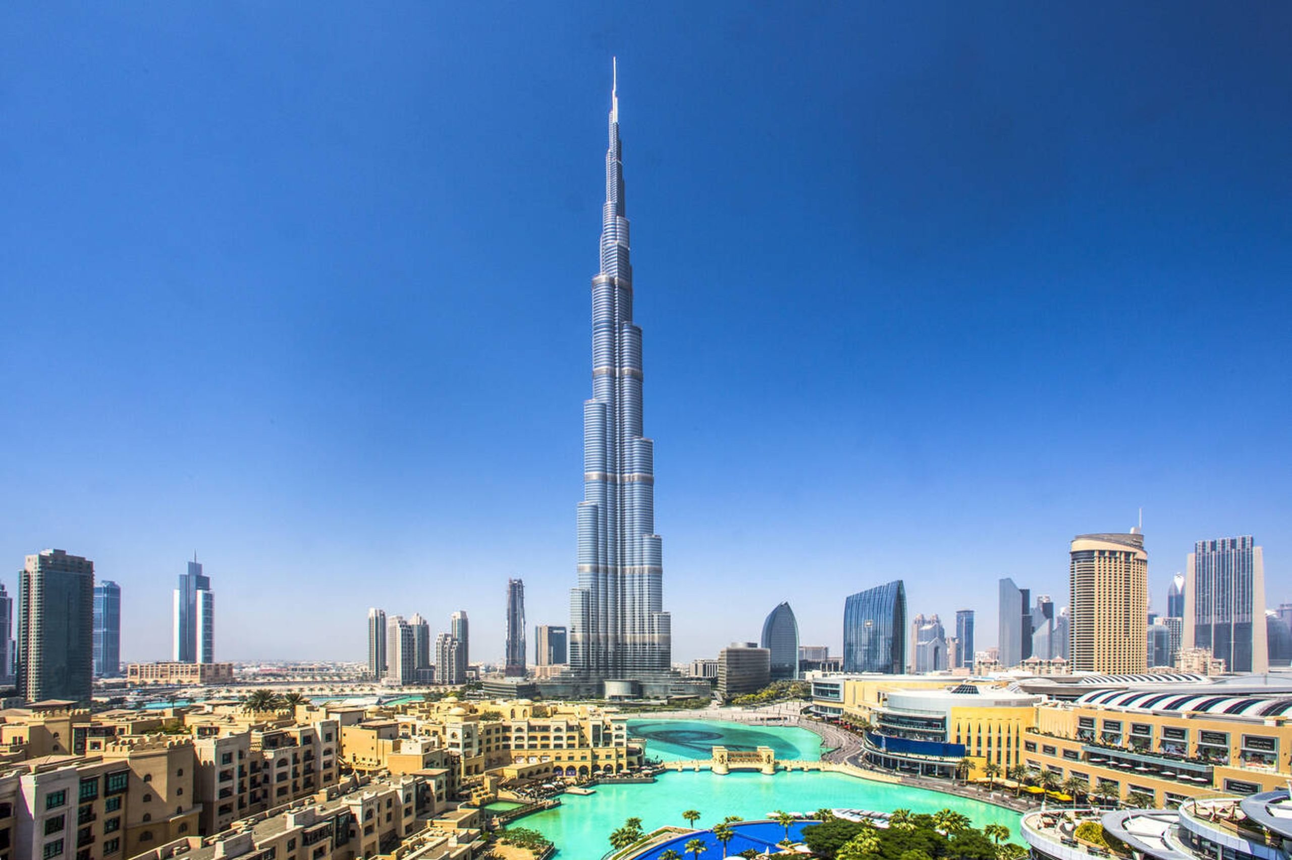 6-Day Dubai & Abu Dhabi Luxury Tour – Innovation, Culture & Arabian Elegance