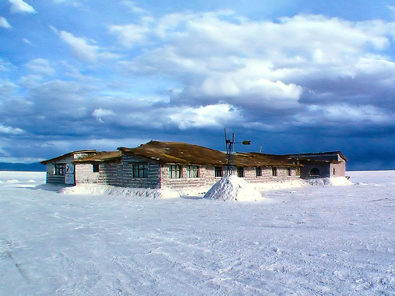 Exploring Bolivia: A Land of Contrasts and Surreal Landscapes